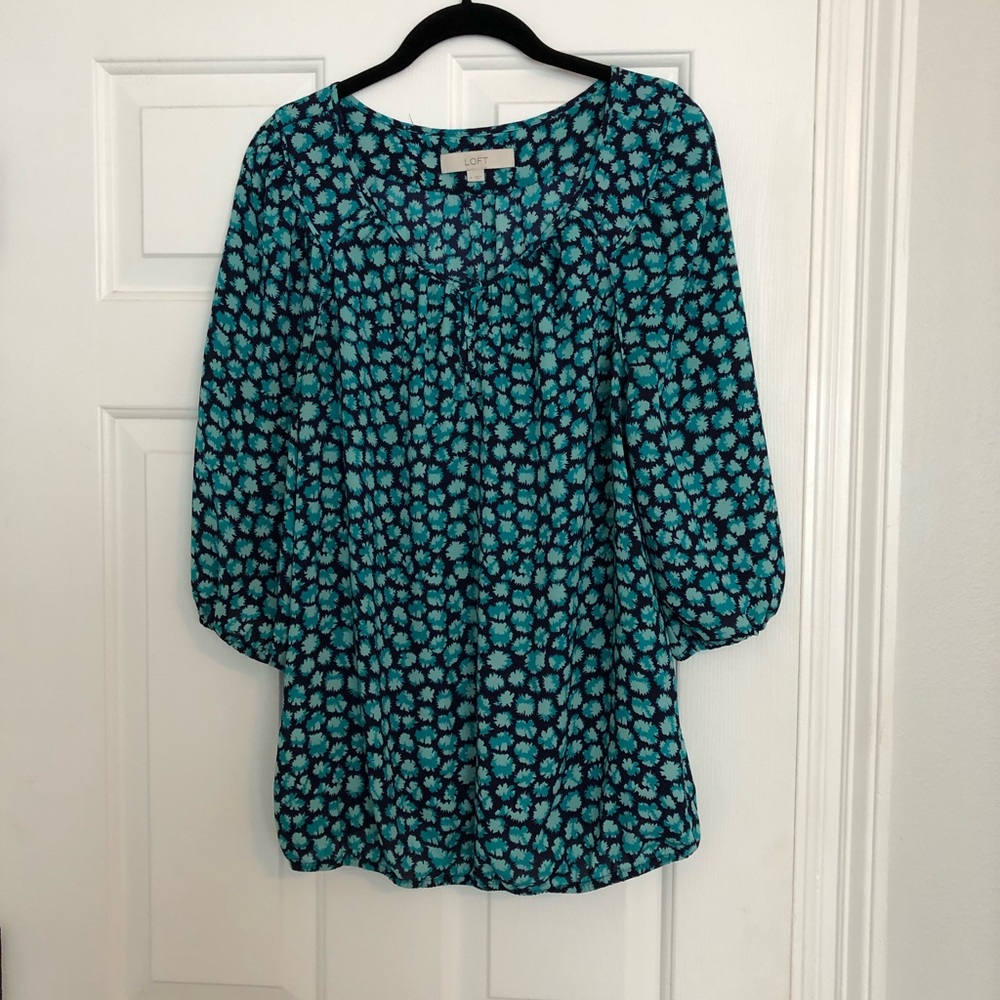 LOFT size medium top.  EUC.